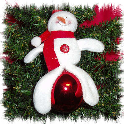 CHRISTMAS SNOWMAN ORNAMENT